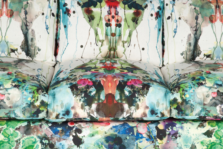 Kaleido Splatt Three Seater Sofa / image 8