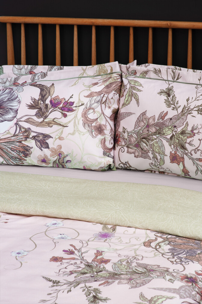 Opera Botanica Opal Pillowcase Set / image 4