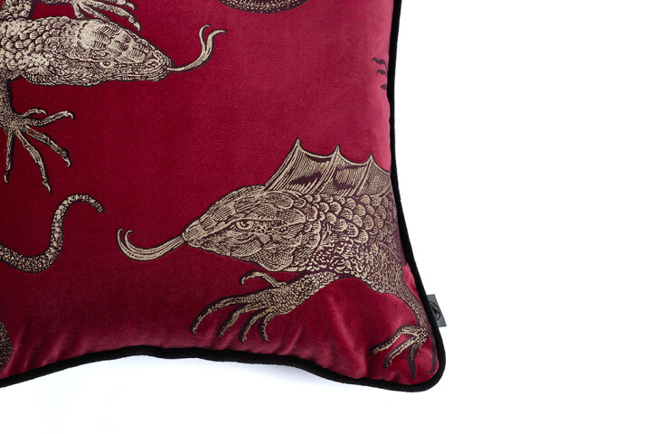 Lizards Velvet Cushion / image 3