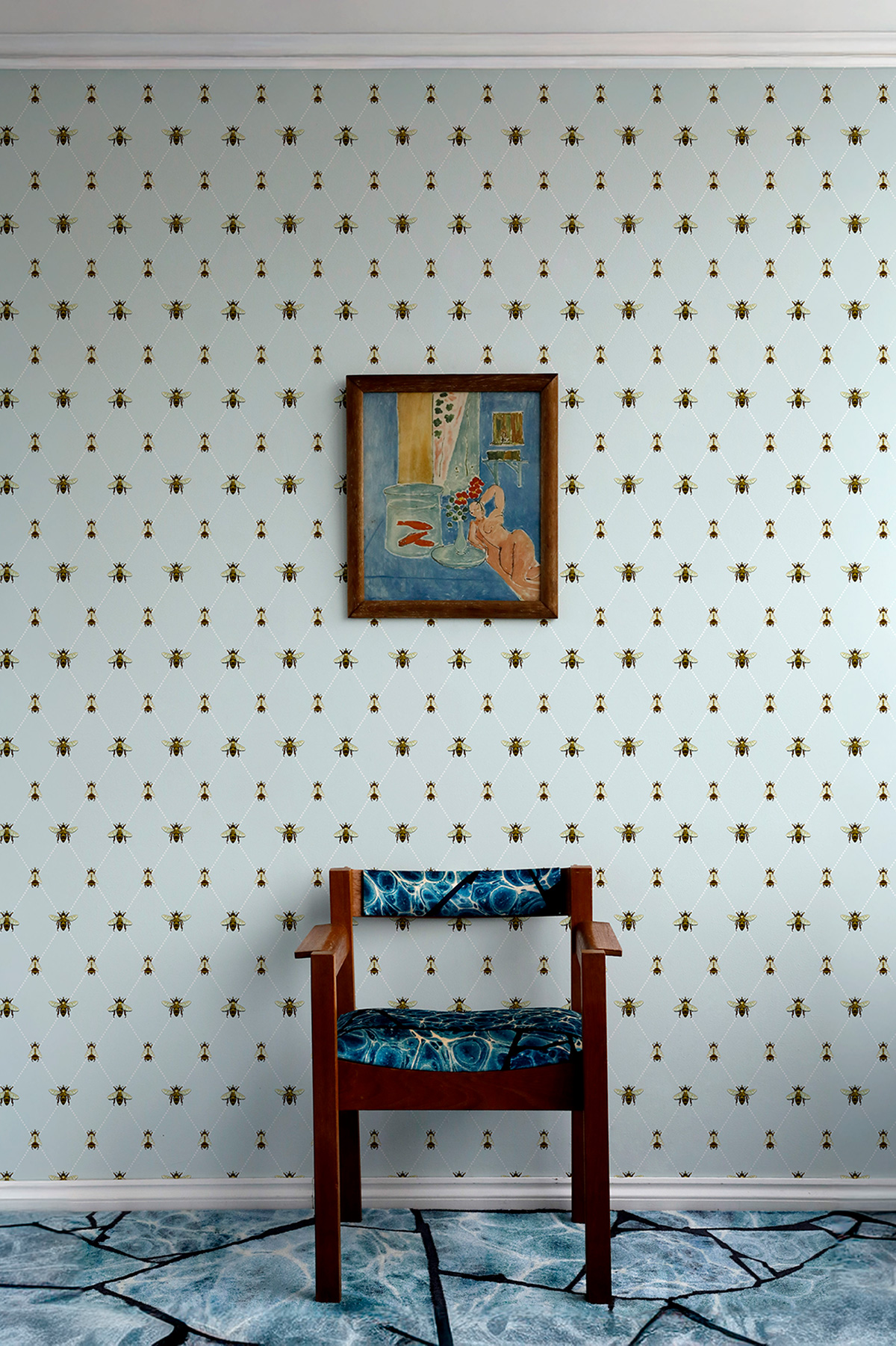 Wild Honey Bee Trellis Wallpaper / image 3