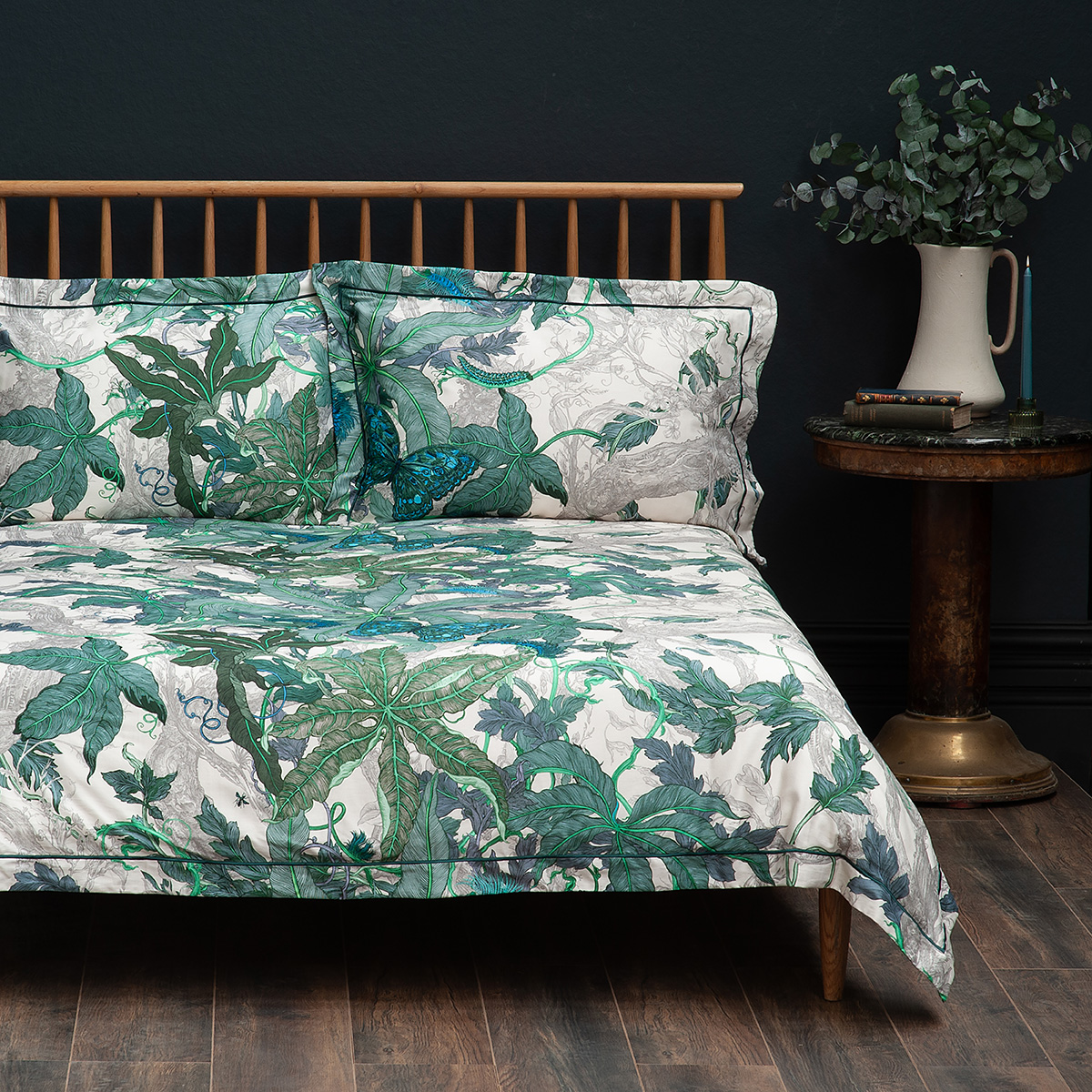 Leaforia Verde Reversible Duvet Set / image 1