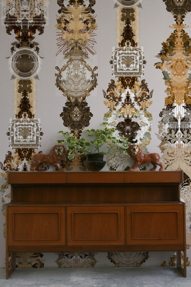 Totem Damask Wallpaper / image 4